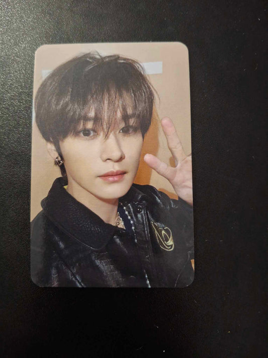 Stray Kids Rock Star Lee Know Photocards