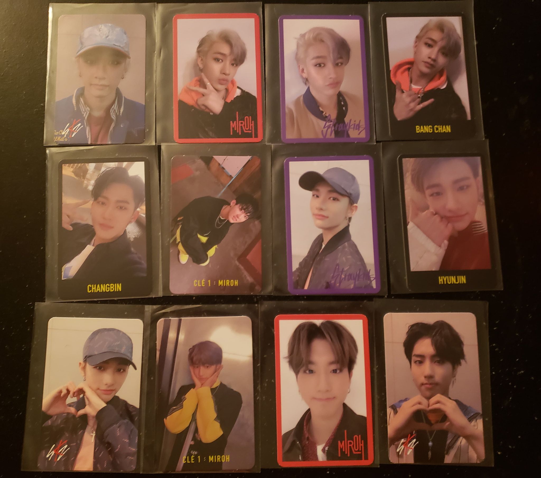 Popular Stray kids Hyunjin Miroh photocard set