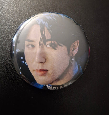 [Charity] Stray Kids 2.25" Can Badges