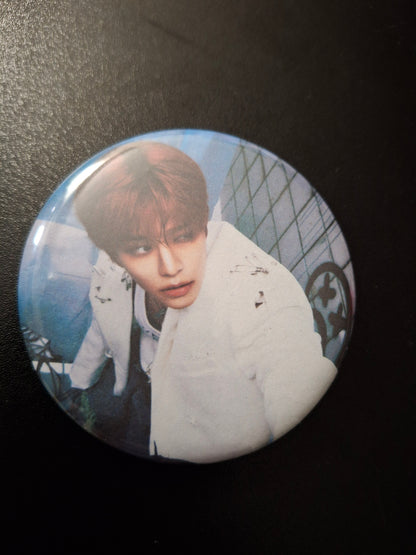 [Charity] Stray Kids 2.25" Can Badges