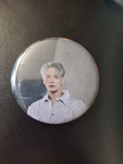 [Charity] KPOP 2.25" Can Badges