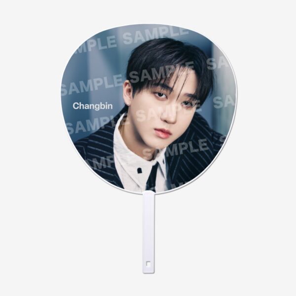 [PRE-ORDER] Stray Kids World Tour Run It Japan MD Uchiwa