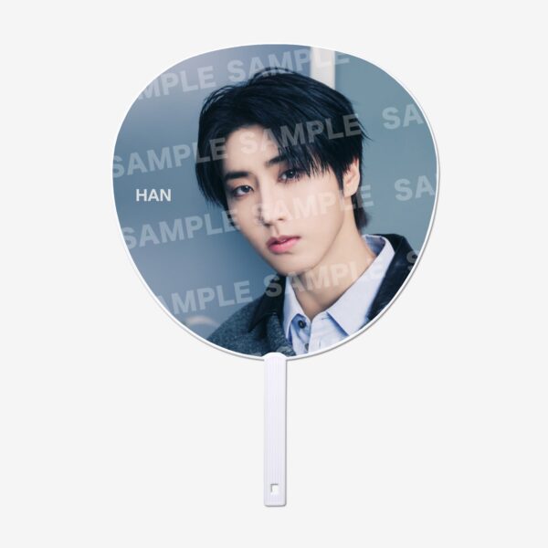 [PRE-ORDER] Stray Kids World Tour Run It Japan MD Uchiwa