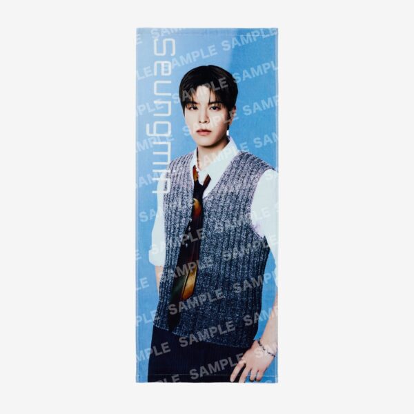 [PRE-ORDER] Stray Kids World Tour Run It Japan MD Photo Face Towel