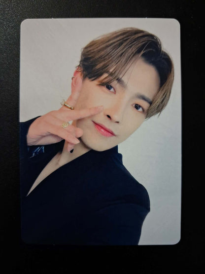 ATEEZ Into the A to Z Limited B Edition Hongjoong Photocard