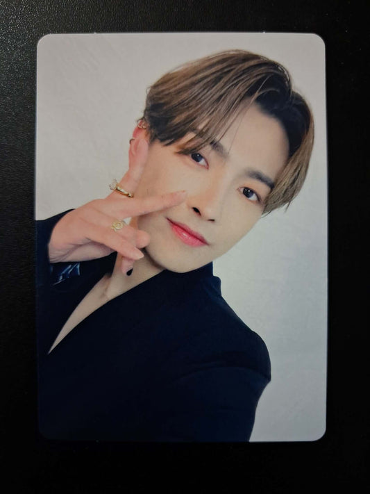 ATEEZ Into the A to Z Limited B Edition Hongjoong Photocard