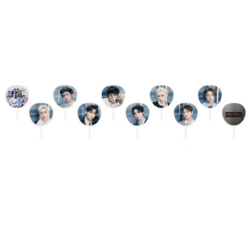 [PRE-ORDER] Stray Kids World Tour Run It Japan MD Uchiwa
