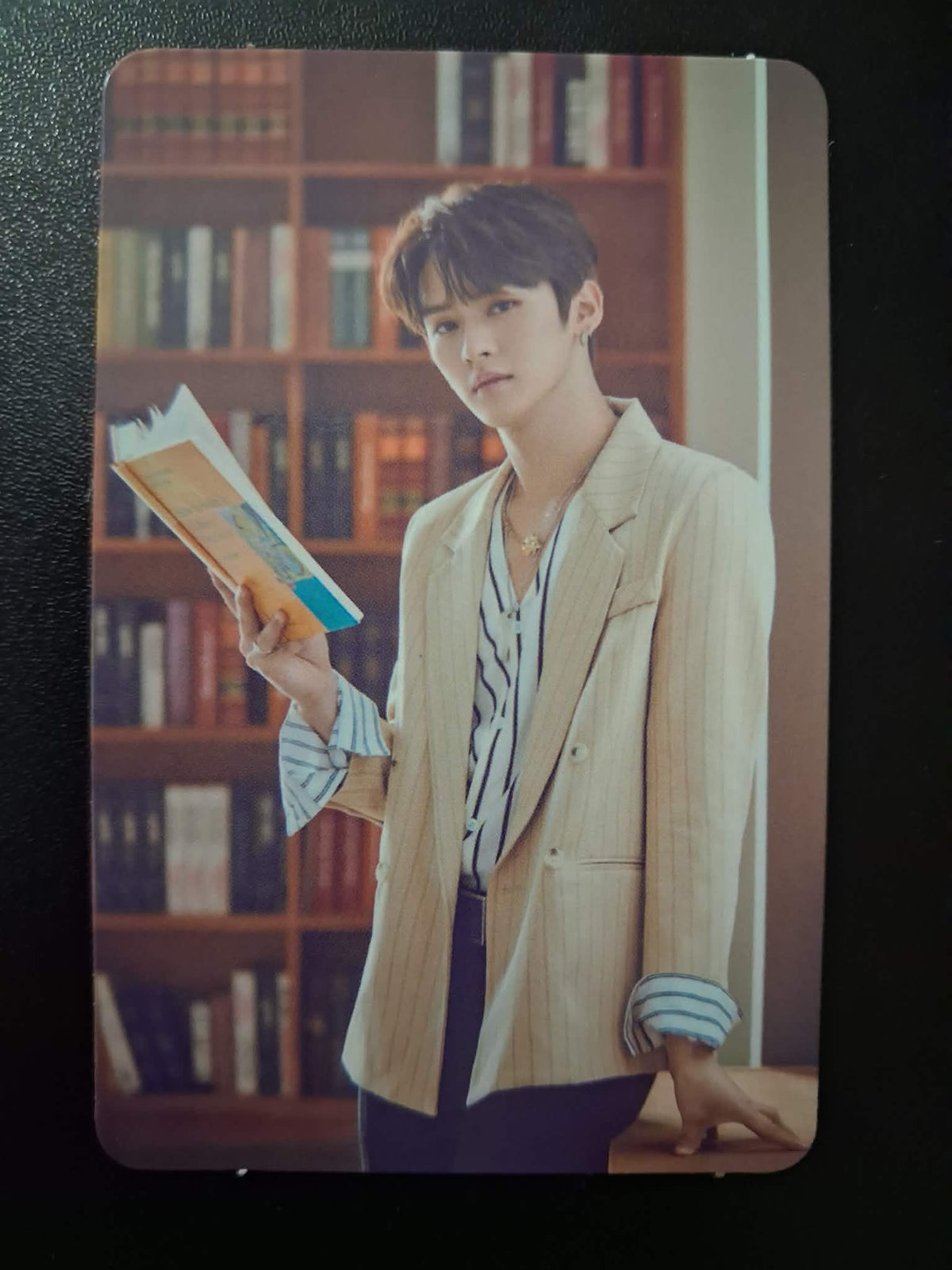 Stray Kids Unveil Op 3 Lucky Letter Photocard Lee Know