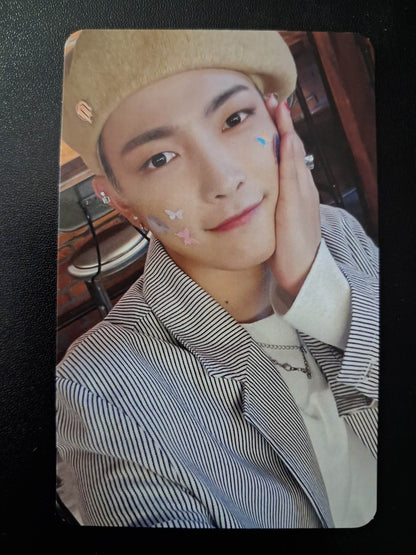 ATEEZ Fever Part 2 Hongjoong Wonderwall Photocards