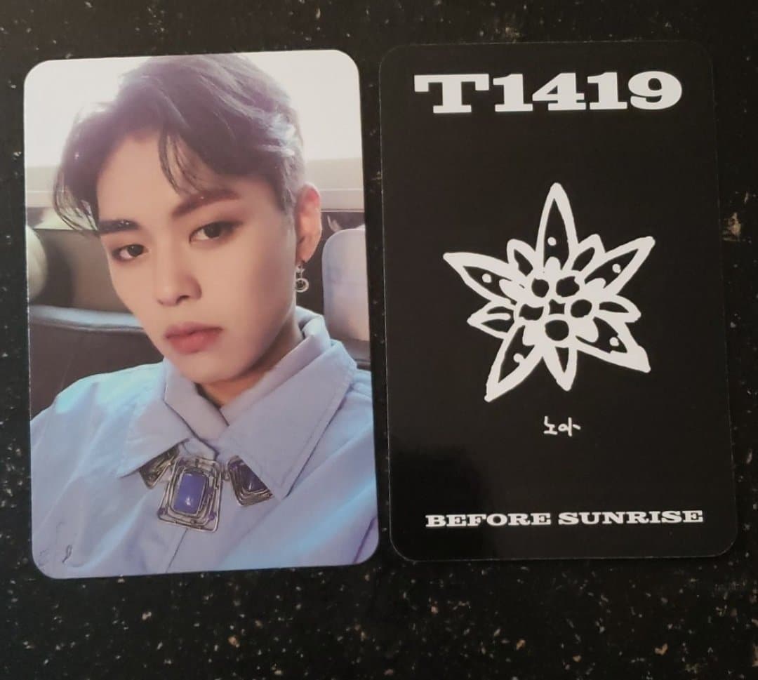 TFN Before Sunrise Part One Selfie Photocard