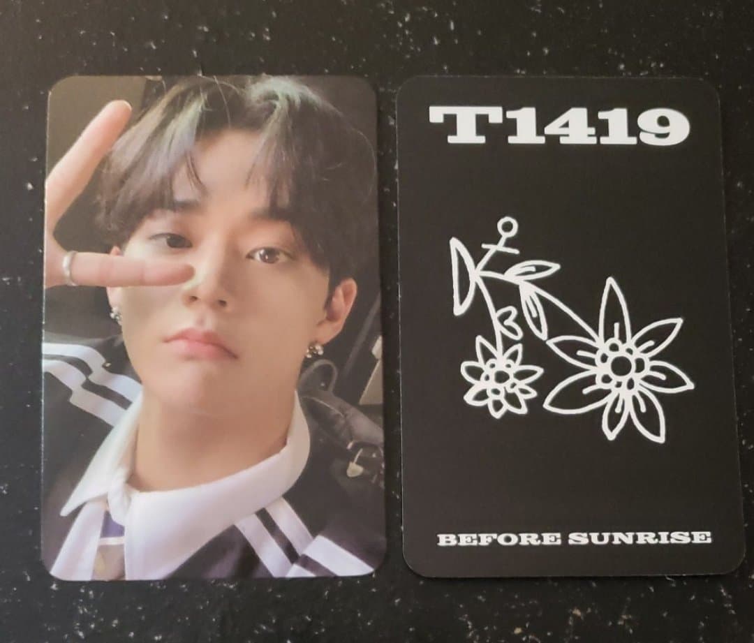 TFN Before Sunrise Part One Selfie Photocard