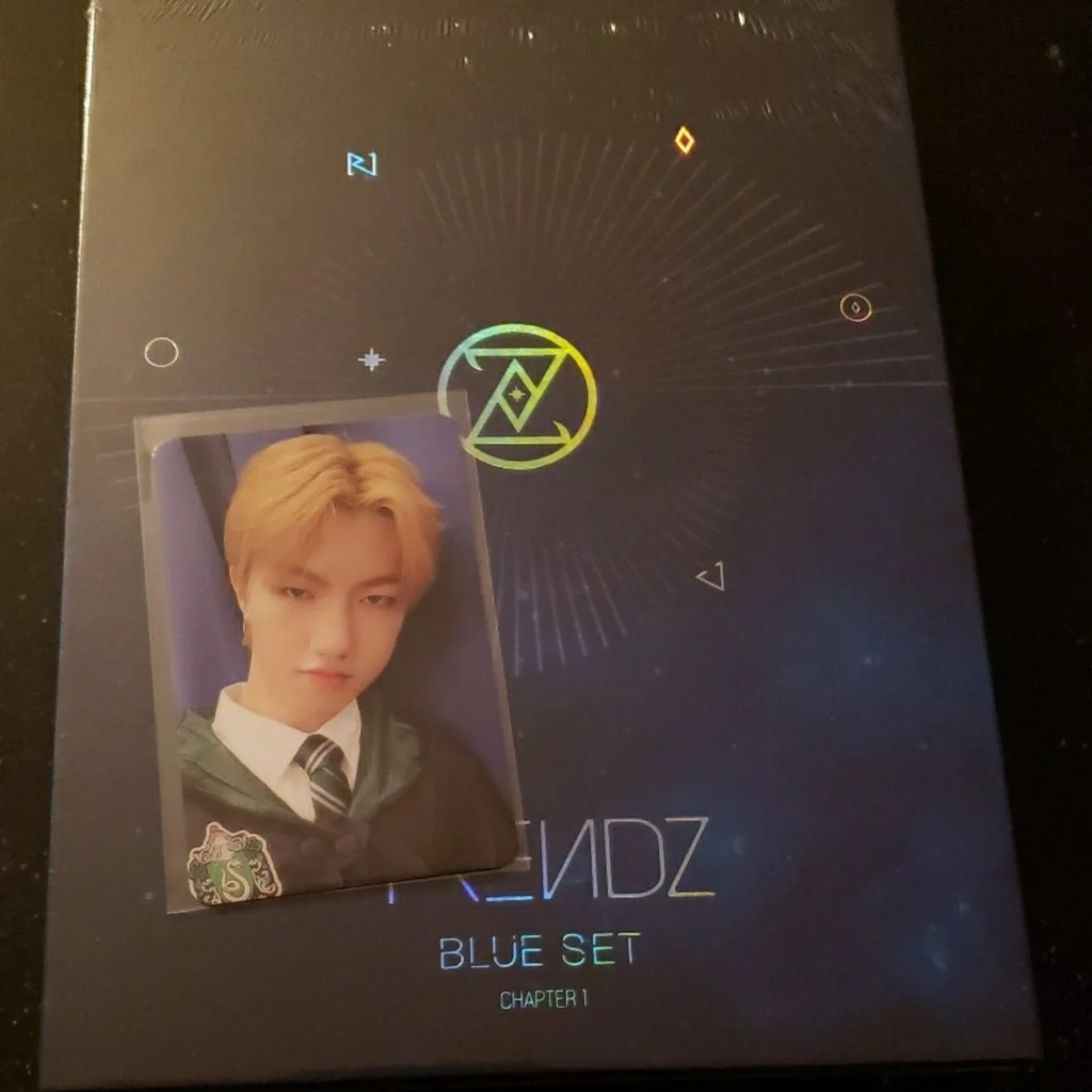 TRENDZ Blue Set Sealed Album w/Makestar Photocard B